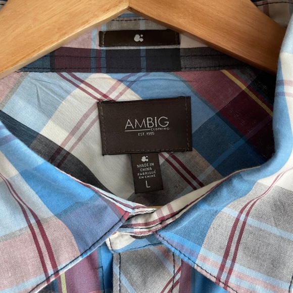 Men's Ambiguous Plaid Button Down, Size L - Picture 2 of 5